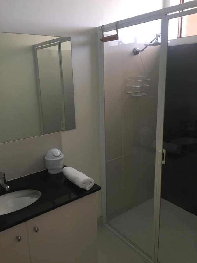 Abel Tasman Waterfront Motel Лейкс-Энтранс Экстерьер фото